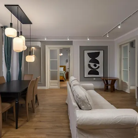 Heritage By The Sea Apartman Bakar